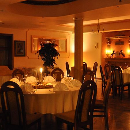 Hotel Karino Spa Polanczyk Bagian luar foto
