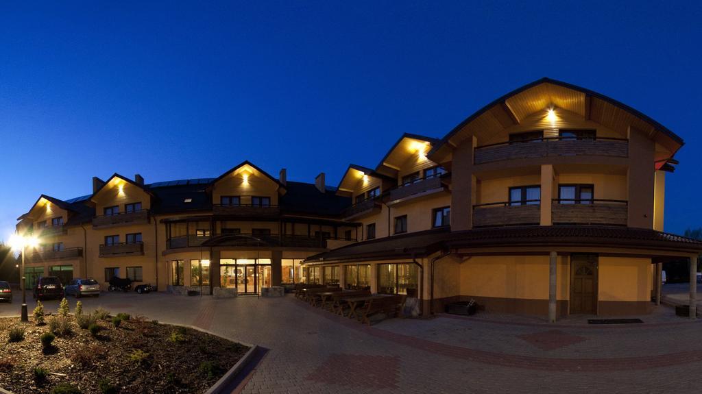 Hotel Karino Spa Polanczyk Bagian luar foto