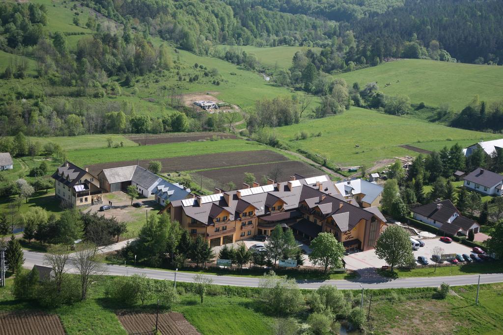 Hotel Karino Spa Polanczyk Bagian luar foto