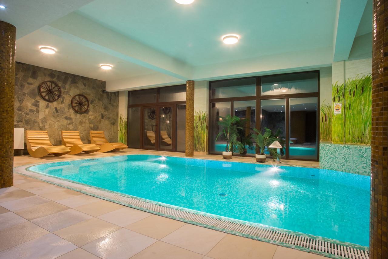 Hotel Karino Spa Polanczyk Bagian luar foto