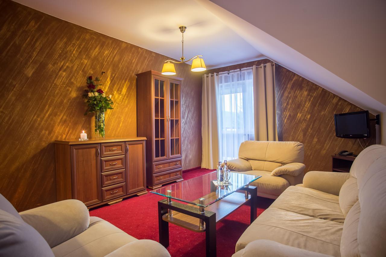 Hotel Karino Spa Polanczyk Bagian luar foto