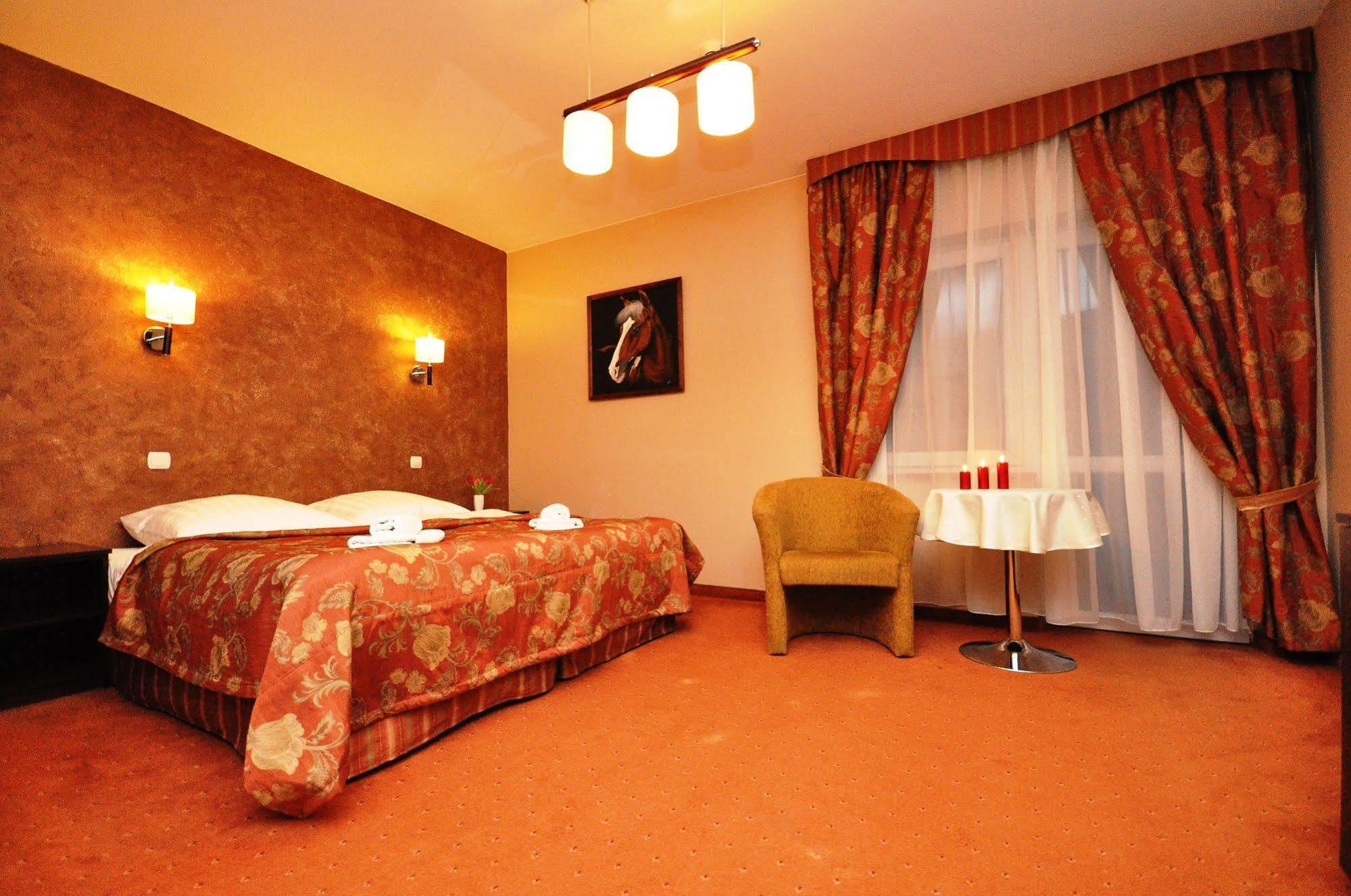 Hotel Karino Spa Polanczyk Bagian luar foto