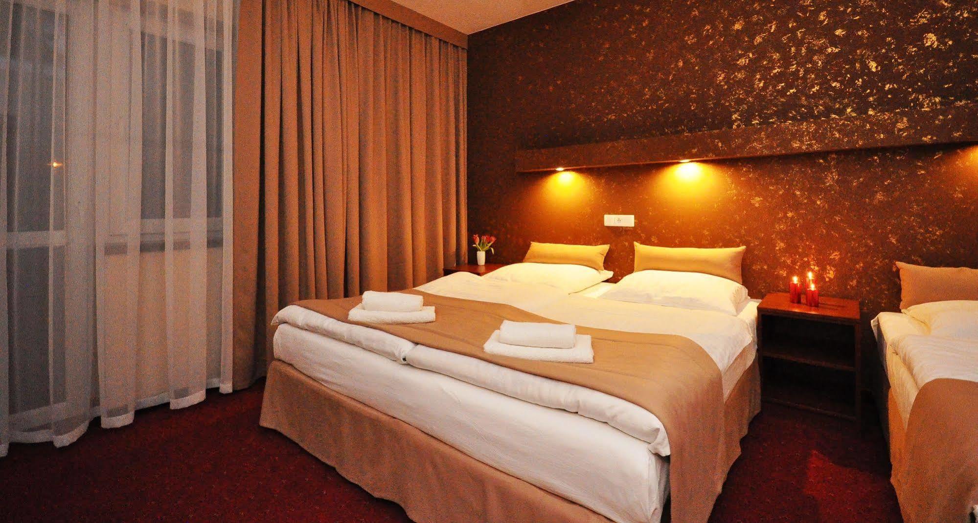 Hotel Karino Spa Polanczyk Bagian luar foto
