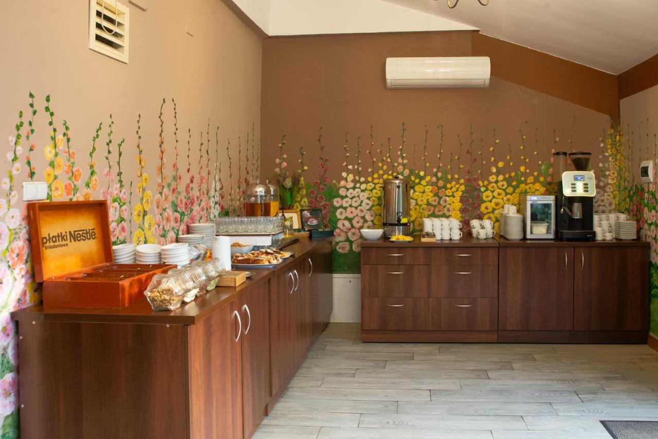Hotel Karino Spa Polanczyk Bagian luar foto